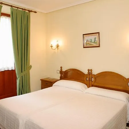 Hotel Restaurante El Manquin 2*