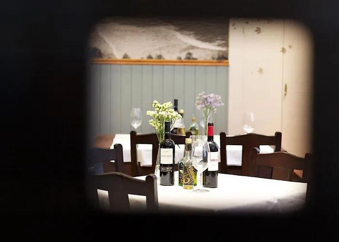 Restaurante El Manquin Hotel 2*