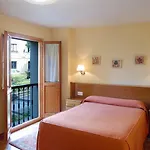 Hotel Restaurante El Manquin 2*